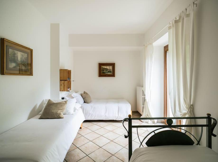 Leoni - Charming Full In