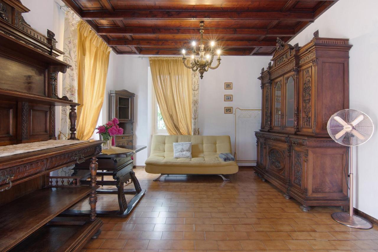 Luxury Oleandra Villa Dizzasco