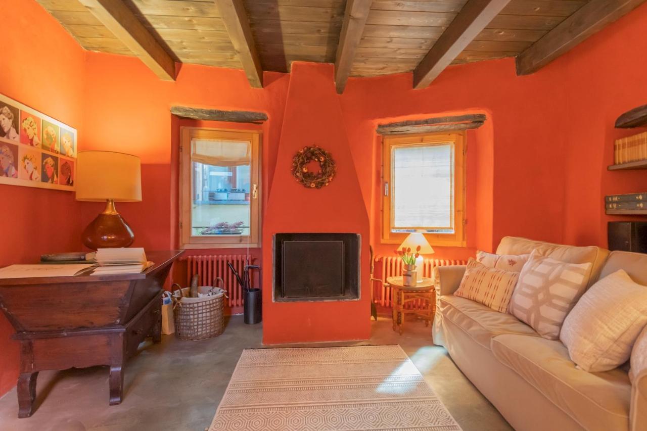 Apartment La Corte Degli Artisti By Rent All Como Blevio