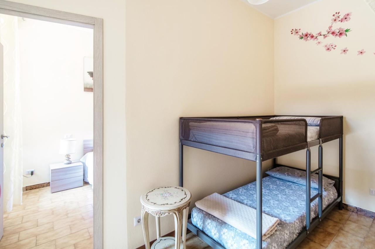 B&B La Corte And Home Restaurant - Free Parking - 10 Minutes To The Lake And Centre Frühstückspension