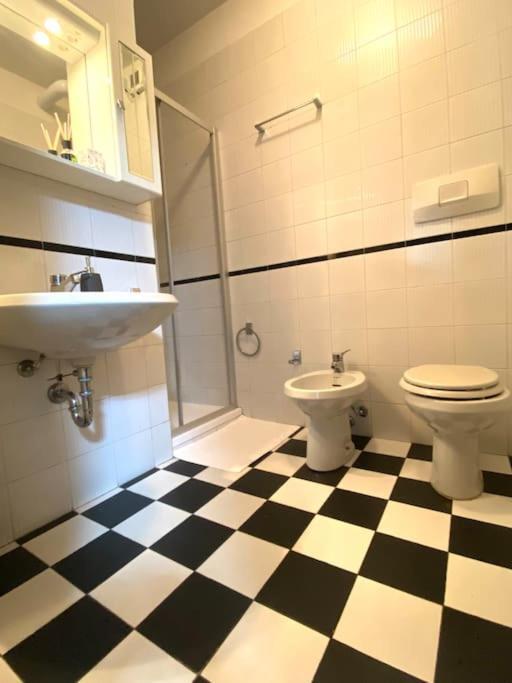 Apartment A Due Passi Dal Lago 013075-cni-01284 Como
