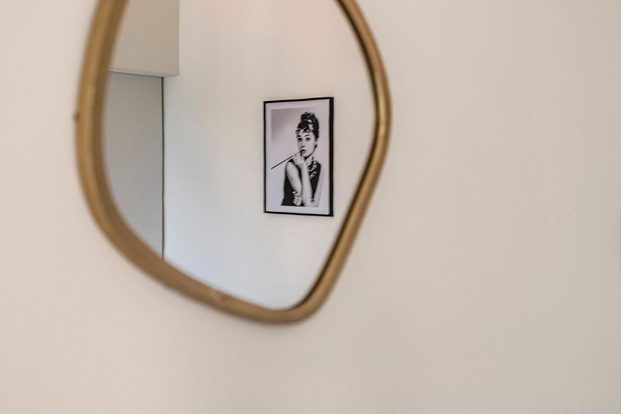 Art View Apartment
