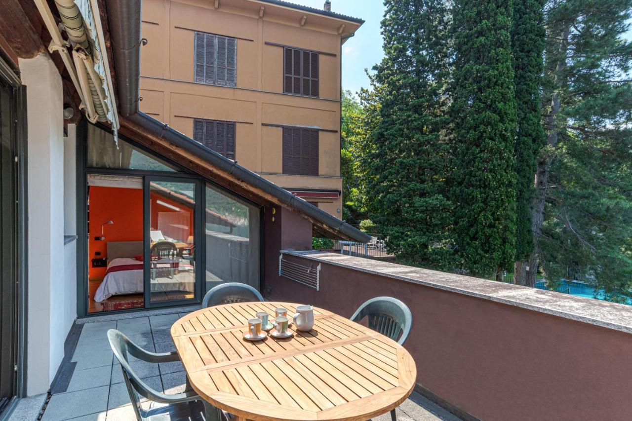 Apt With Terrace And Shared Pool! Lake View! Apartment