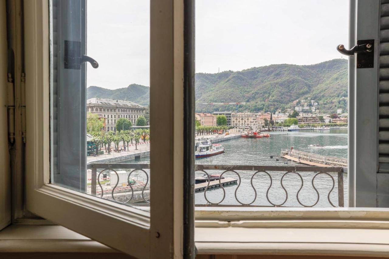 Easylife - Elegante Dimora Sul Lago Di Apartment *
