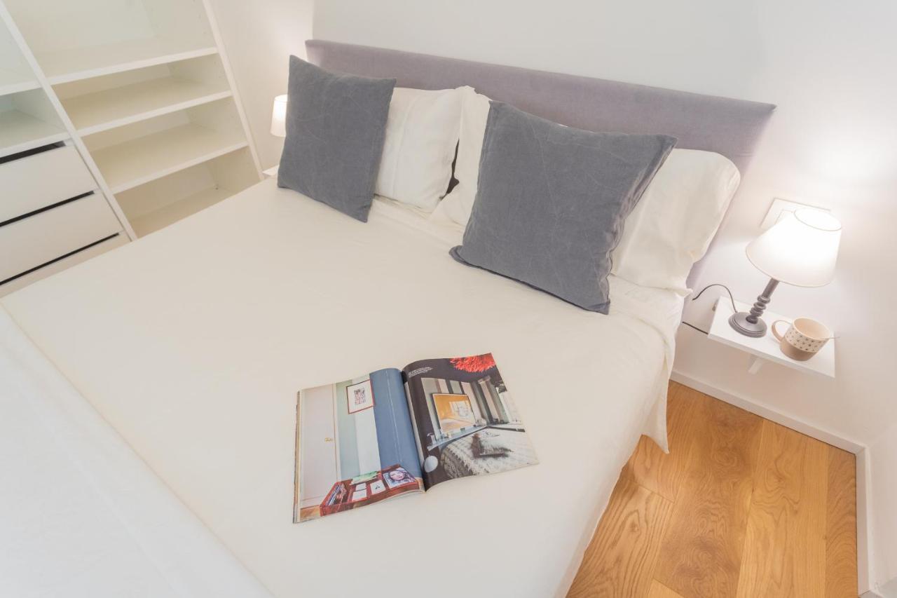 A Step From The By Rent Apartment