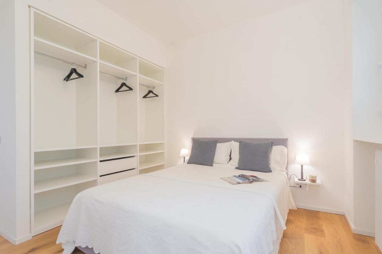 A Step From The By Rent Apartment