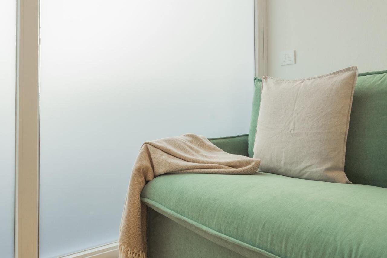 Apartment A Step From The By Rent Como