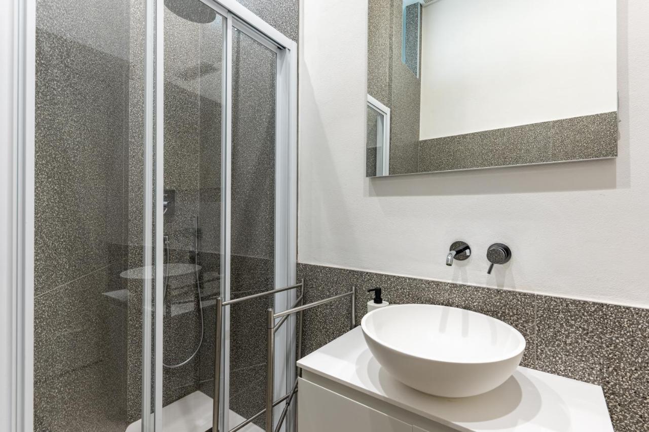 Design - Center Guest house *