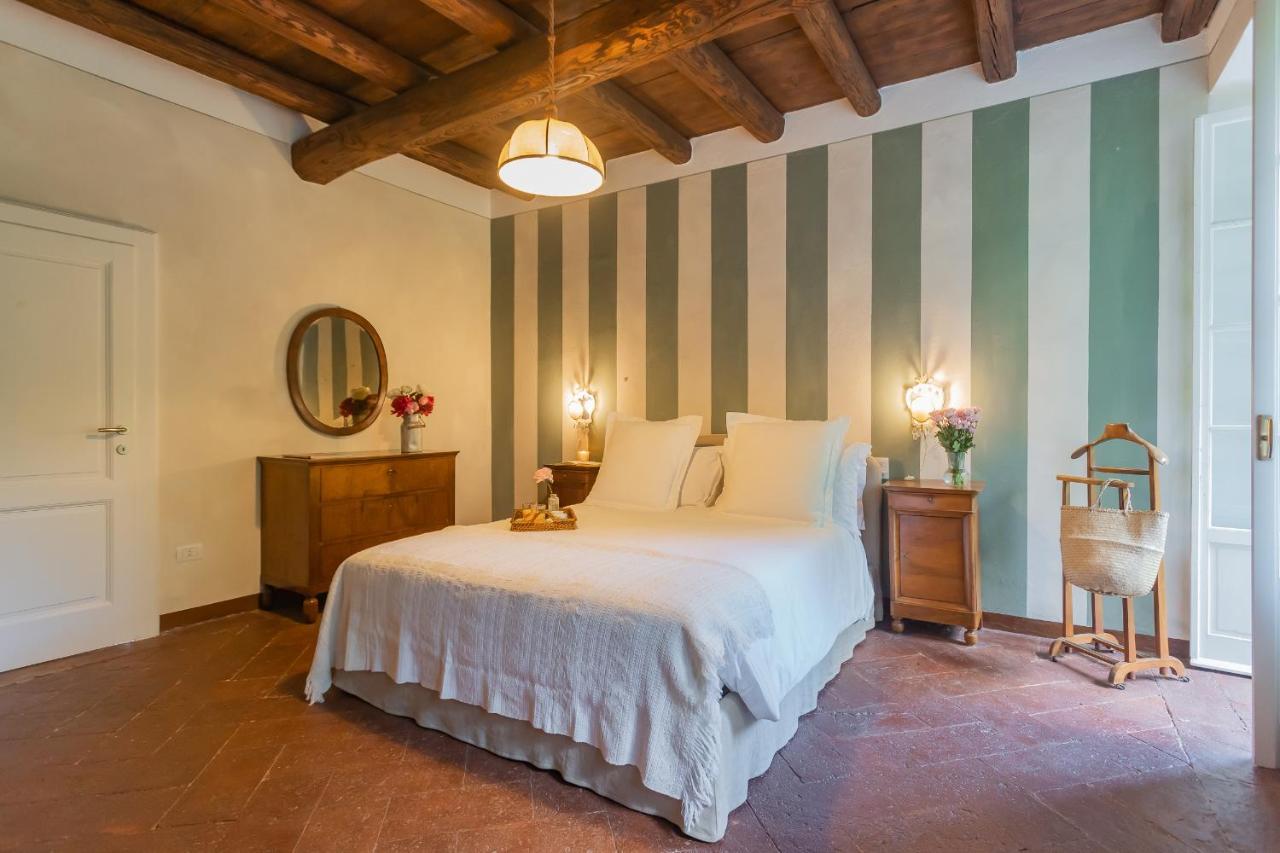 Riva With Pool & Garden By Rent All Como Villa Bellagio