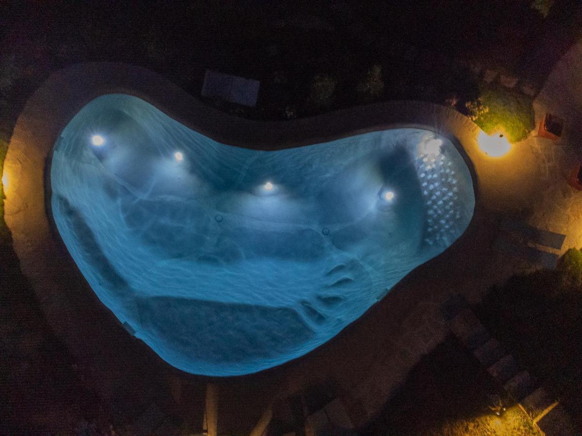 Riva With Pool & Garden By Rent All Como *