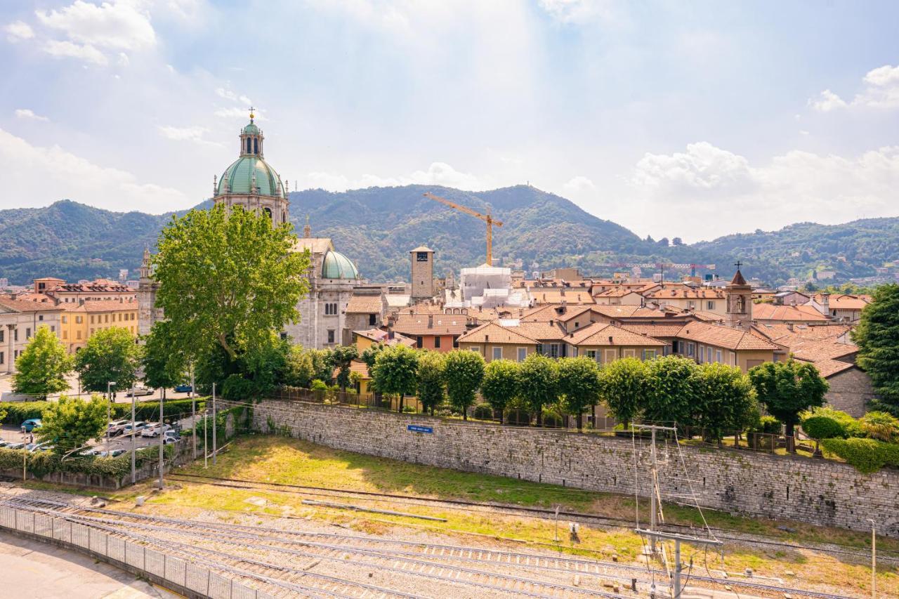Apartment View Como