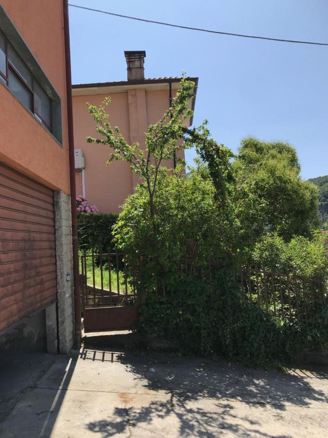 Casa vacanze Chiaro Di Luna Perledo