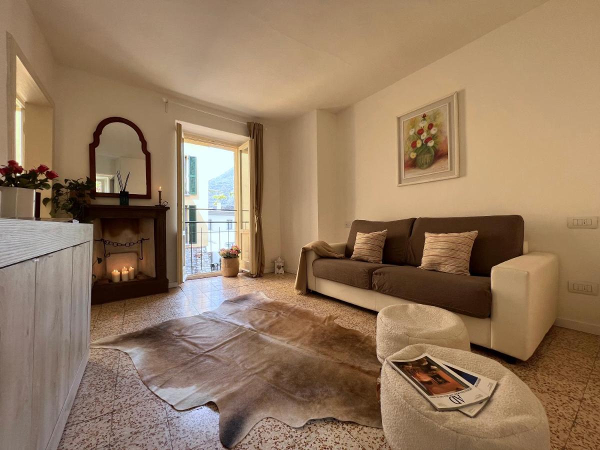 Holiday home La Finestra Sul Molo - By Myhomeincomo