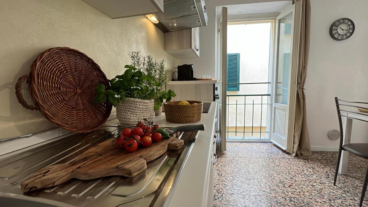 La Finestra Sul Molo - By Myhomeincomo Torno
