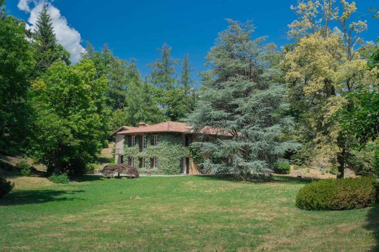 Riva With Pool & Garden By Rent All Como *