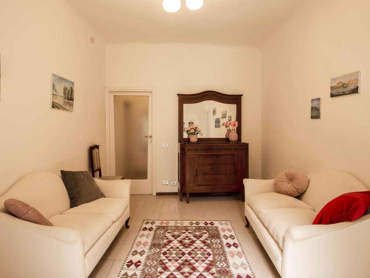 Clotilde By Interhome Apartment Camnago Volta