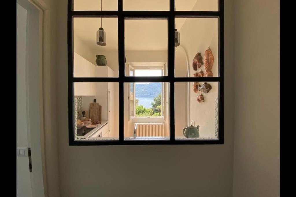 Gioia Del - *
