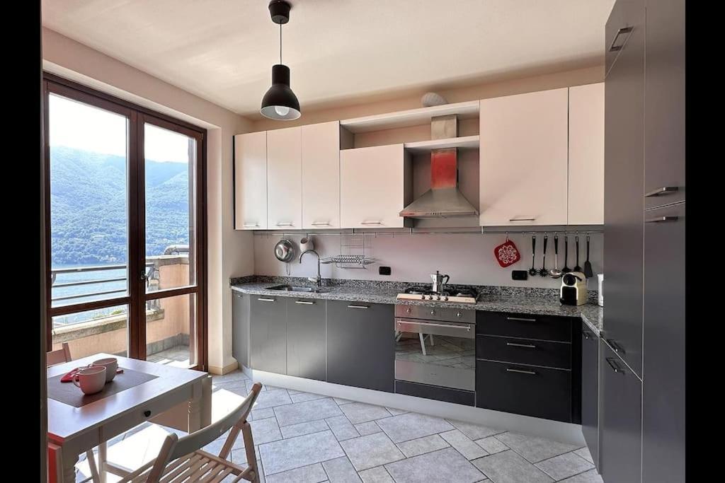 Holiday home Glittering View