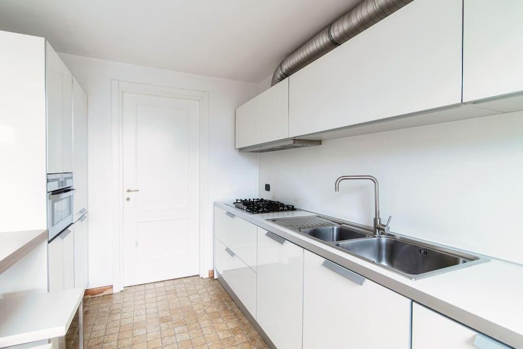Apartment Sun Luxury With Swimming Pool - *