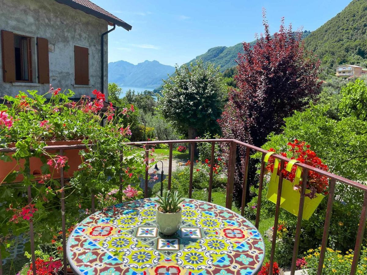Apartment Breva Loft Tra Gli Ulivi Ed Il Bellagio