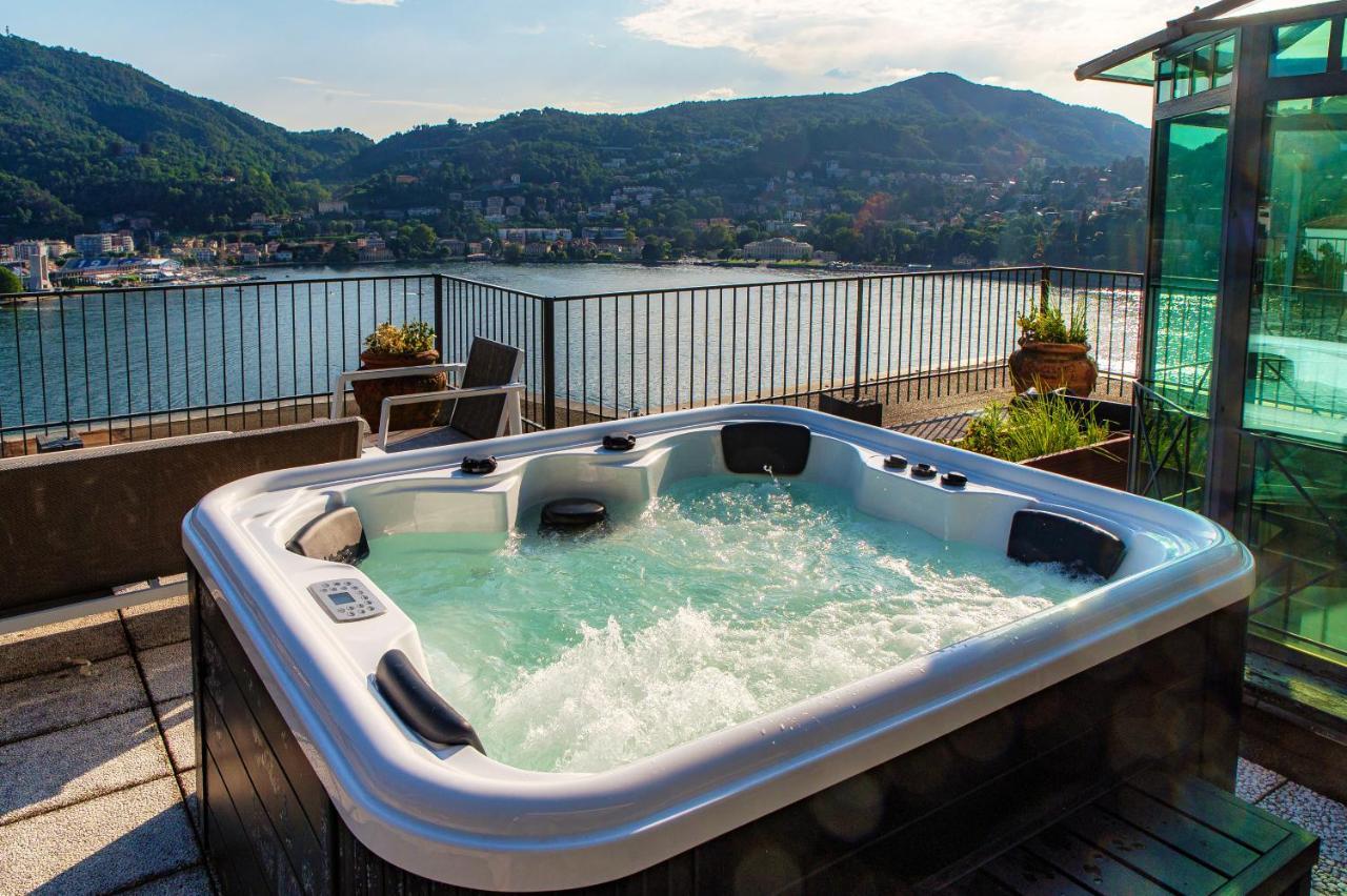 Unbelievable View - The House Of Travelers