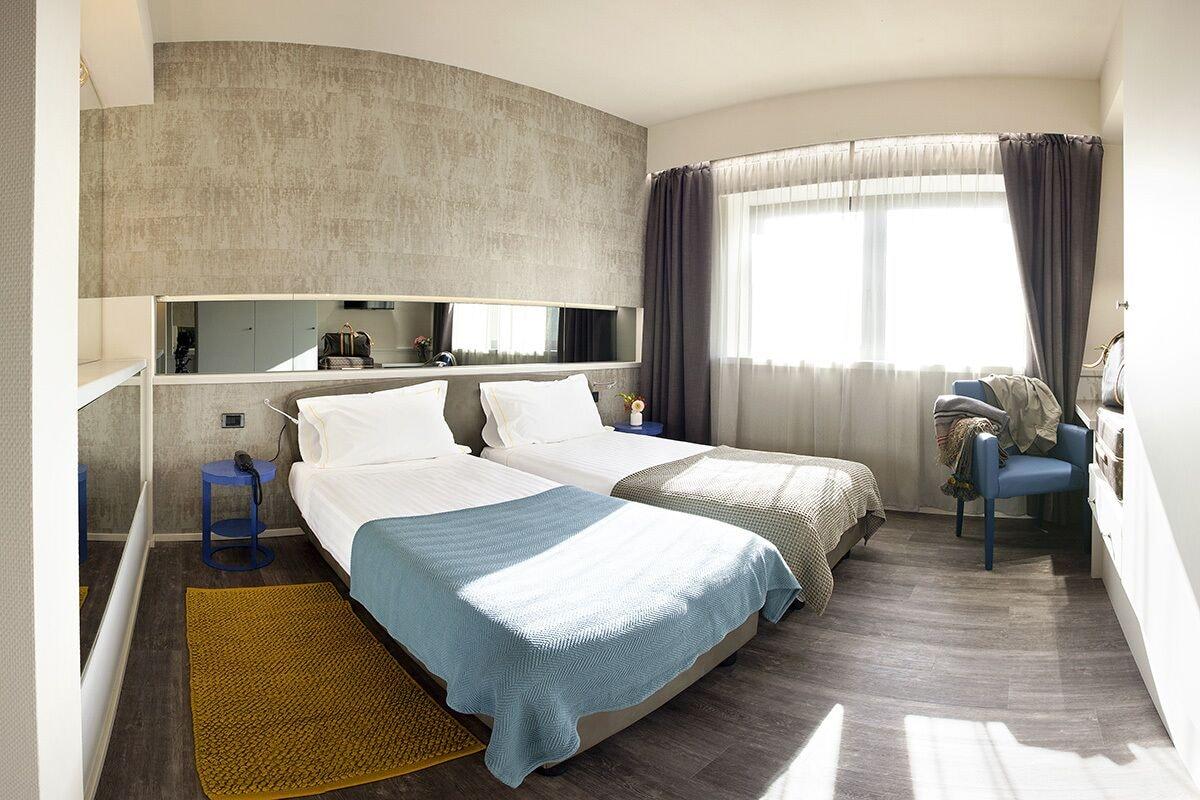 & Co Hotel 4*