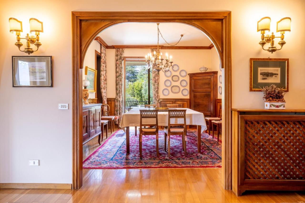 Lakeview Olive Trees - Pool And Covered Parking Villa