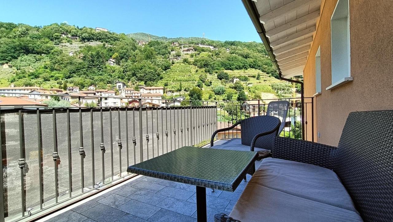 Margherite - Larihome A36 Apartment Dongo