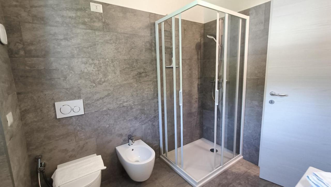Calle - Larihome A37 Apartment Dongo