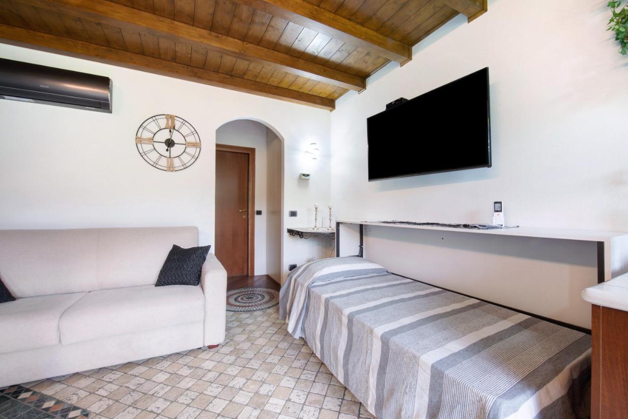 Farmhouse Of Grandfather Chek Bellagio