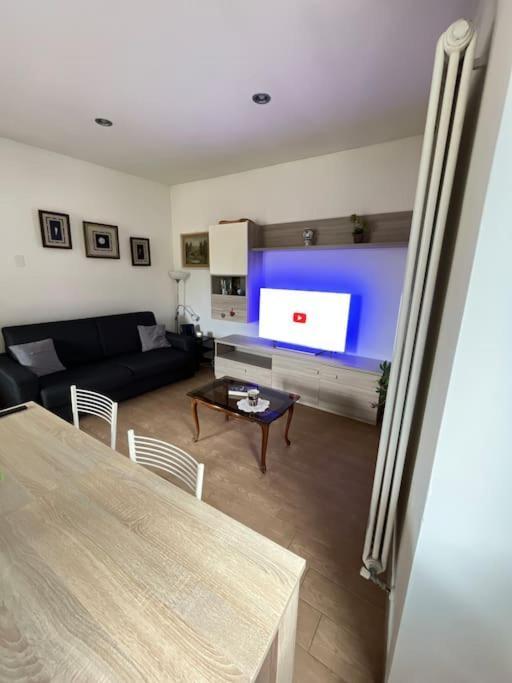 Apartment 100mq 5 Mins To Center + Free Park And View Como