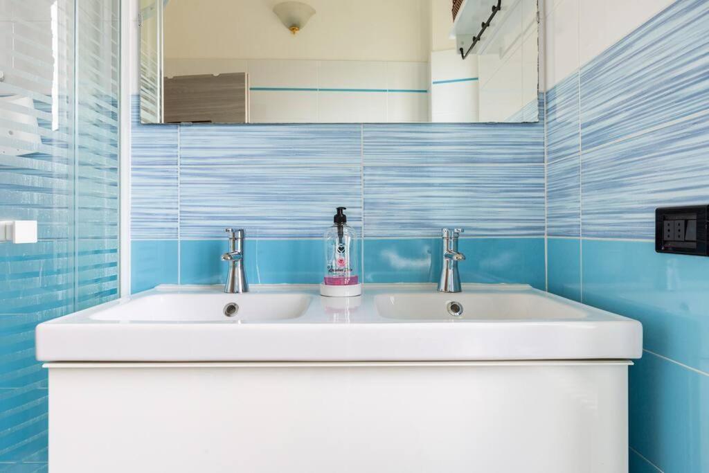 100mq 5 Mins To Center + Free Park And View Apartment Como