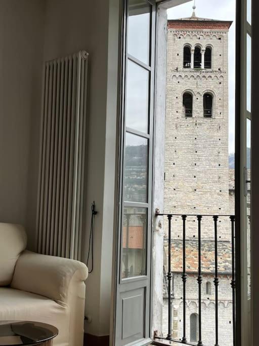 Apartment 100mq 5 Mins To Center + Free Park And View