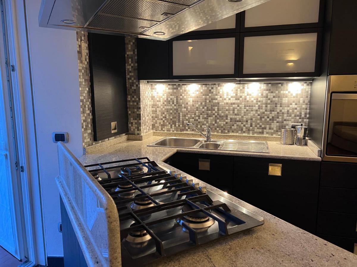 Apartment Attico Sul Di Lecco, A Due Passi Dal Centro Con Posto Auto *