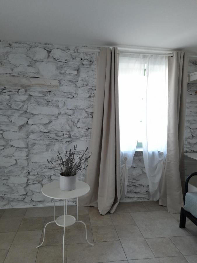 Ape Bianca - Oleandro Apartment Colico
