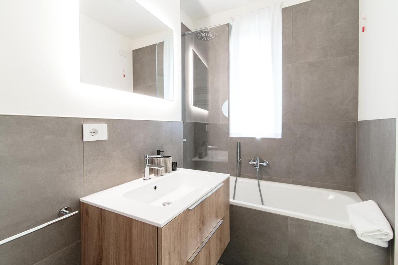 Apartment Bella Li - By Myhomeincomo *