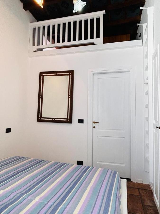 Alex Castle Apartment