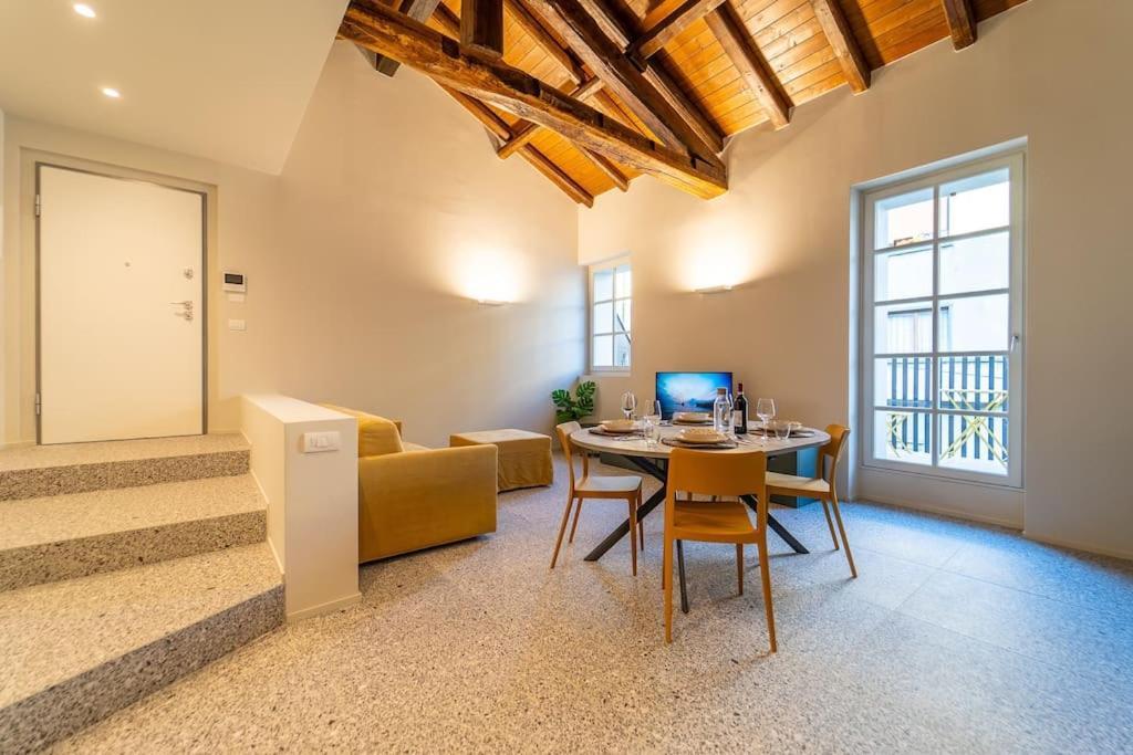 Apartment Elegante Loft A 200 A Metri Dal Duomo