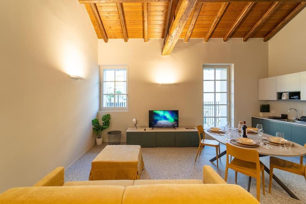 Elegante Loft A 200 A Metri Dal Duomo Apartment