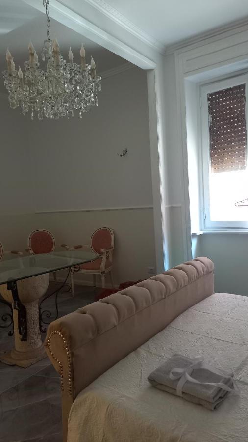 Palazzo Novecento Centro Storico Bed & Breakfast