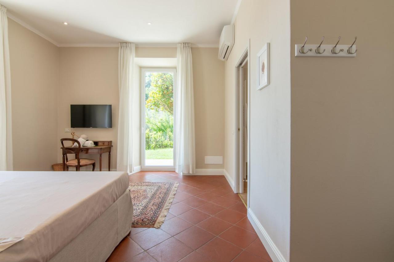 Bed & Breakfast Eden Jacuzzi Pool *