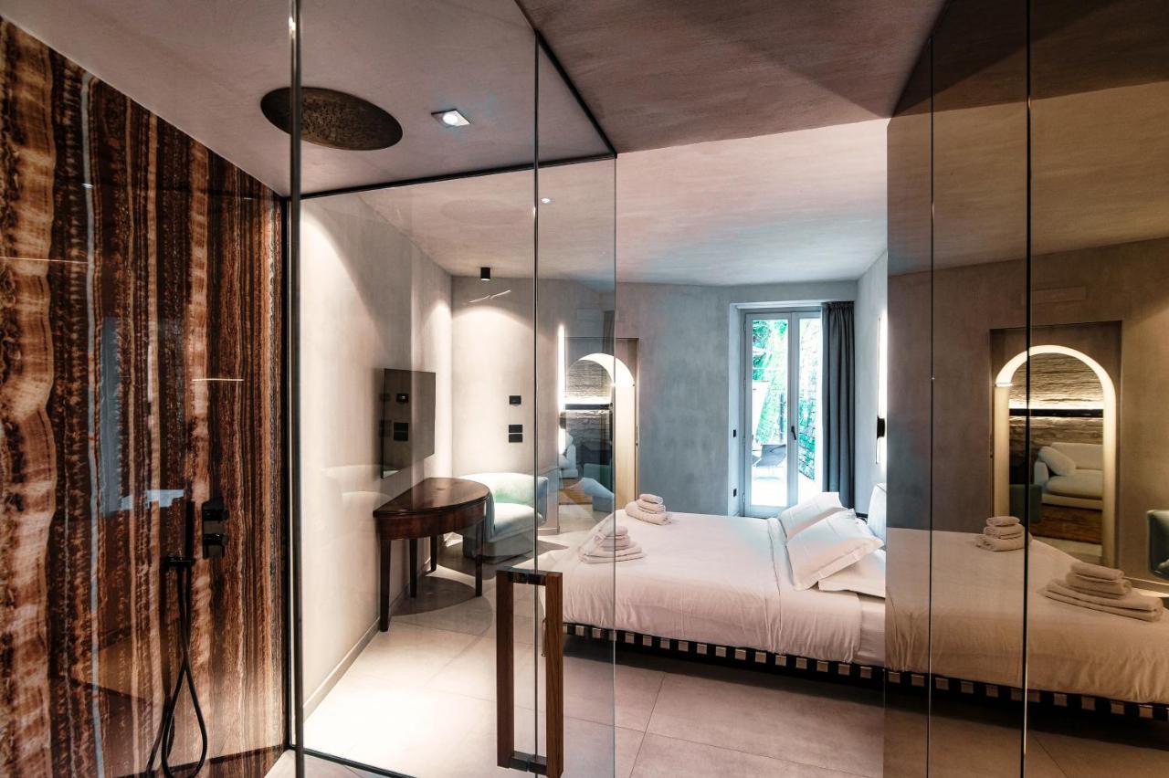 Lorodellago - The House Of Travelers * Como