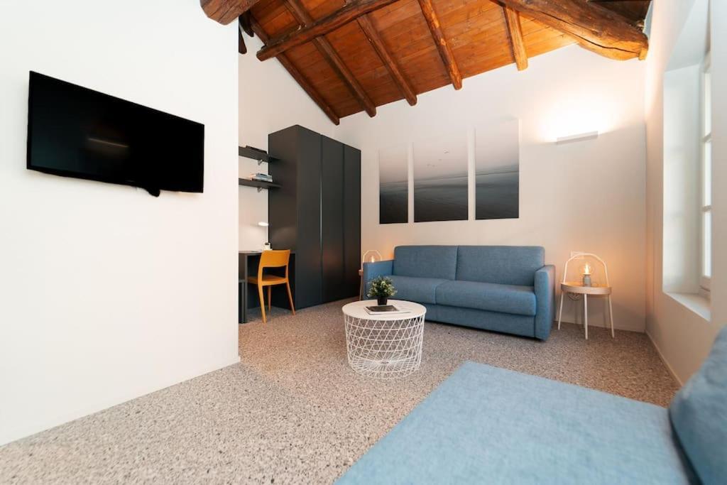 Moderno A 200 Metri Dal Duomo Apartment Como