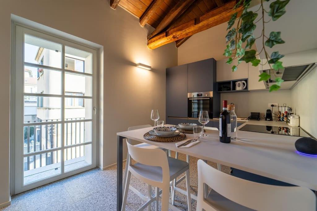Moderno A 200 Metri Dal Duomo Apartment
