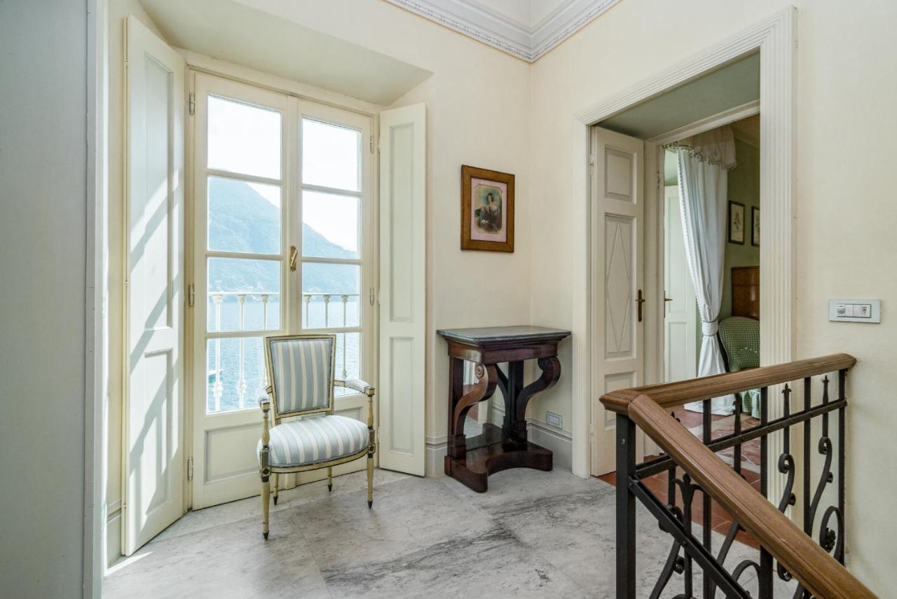 Lussuosa Sulle Sponde Dello Splendido Di Holiday home