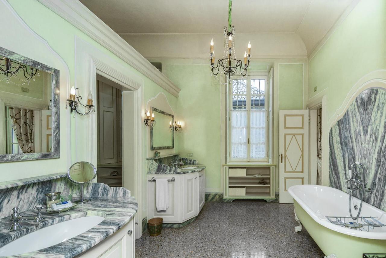 Lussuosa Sulle Sponde Dello Splendido Di Holiday home *