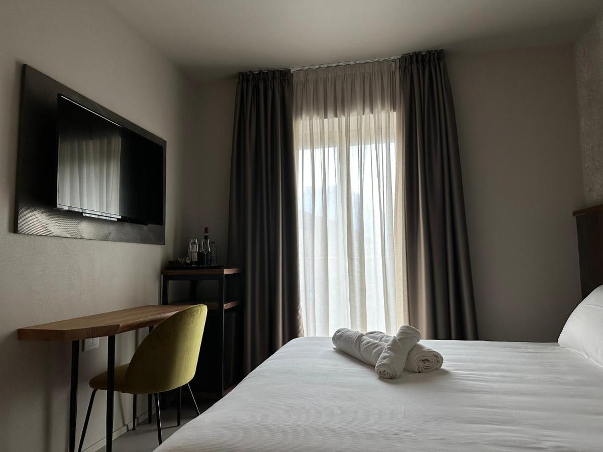 Clementina Boutique Hotel Colonno