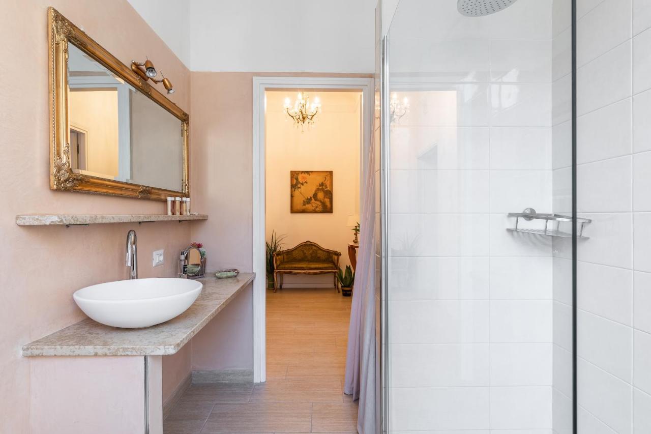 Apartment West Park With Parking By Solutions Como