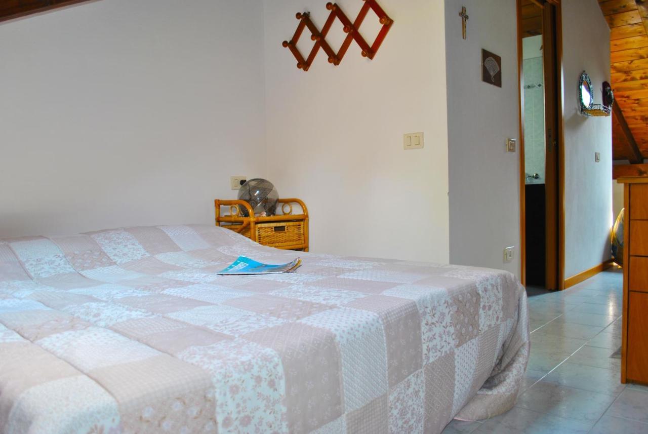 On 2 Levels With Large Terrace Lake View Apartment