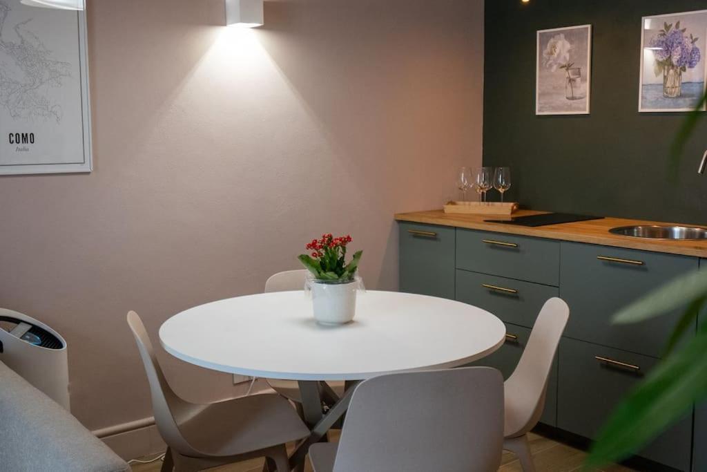 Apartment Del 1400 Nel Cuore Del Centro Storico A 2 Min Dal Porto E Con 2 Bici Gratuite